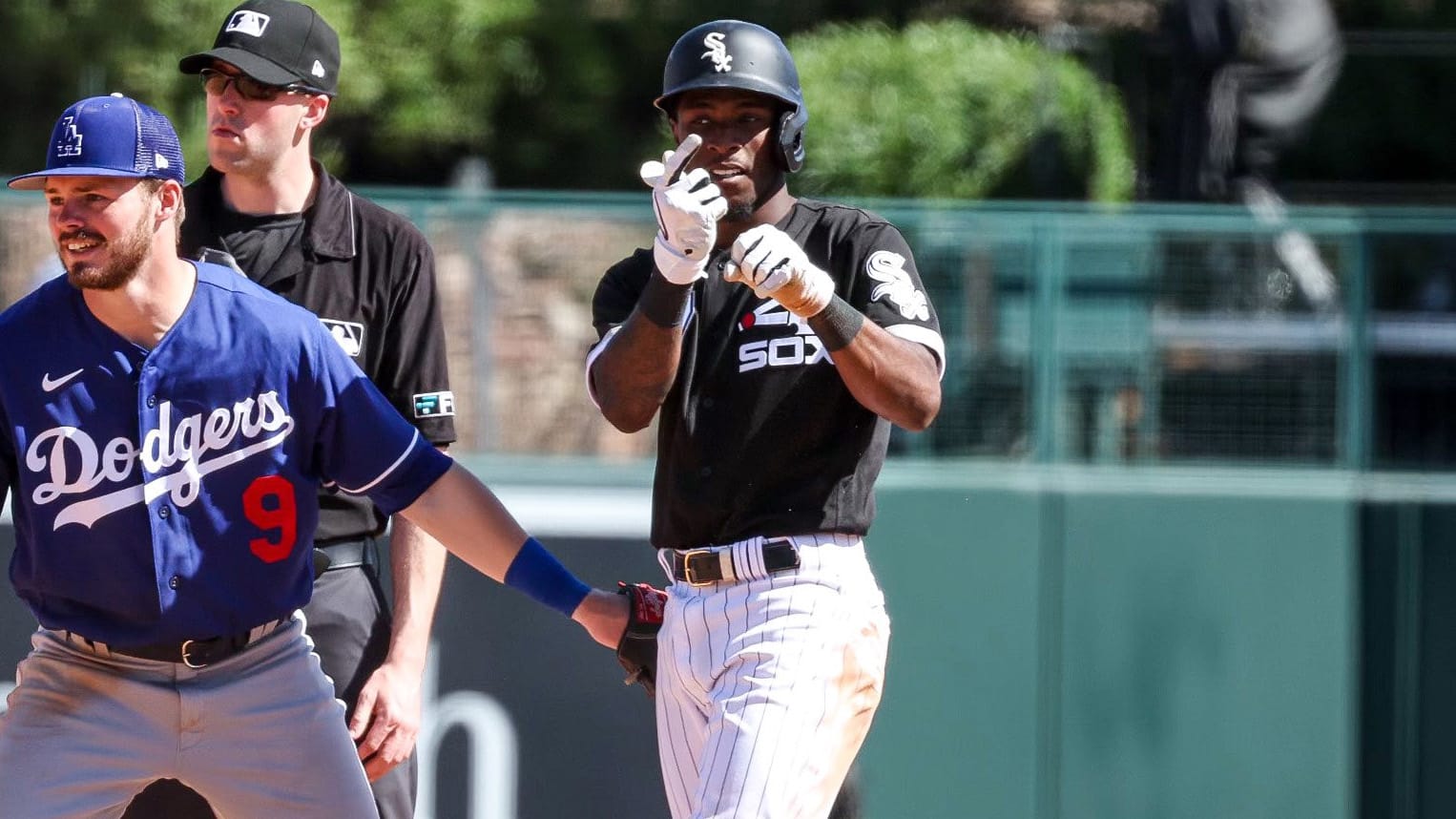 White Sox 8, Dodgers 6: Adolfo, Banks Shine In Win | Sox On 35th